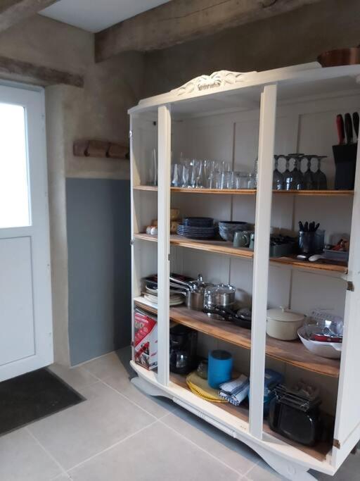 Beautiful 2 Bed Cottage With Swimming Pool Pagéas 外观 照片