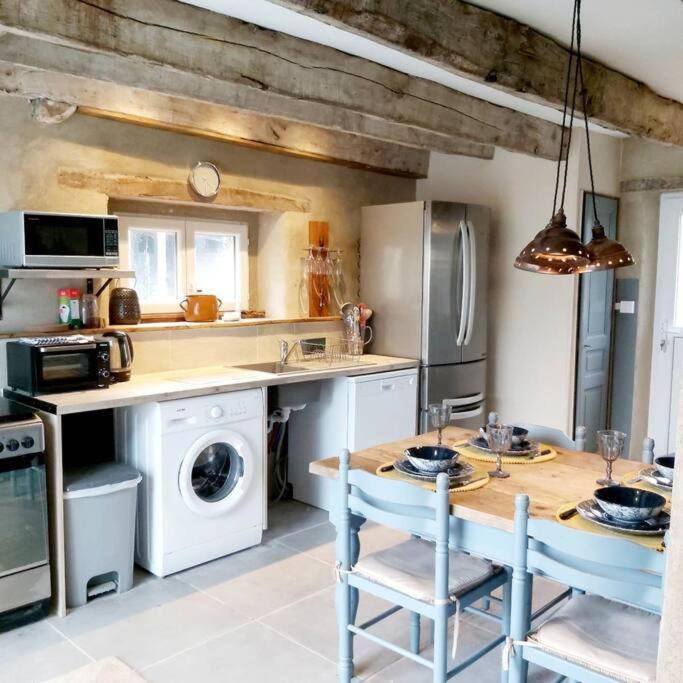 Beautiful 2 Bed Cottage With Swimming Pool Pagéas 外观 照片