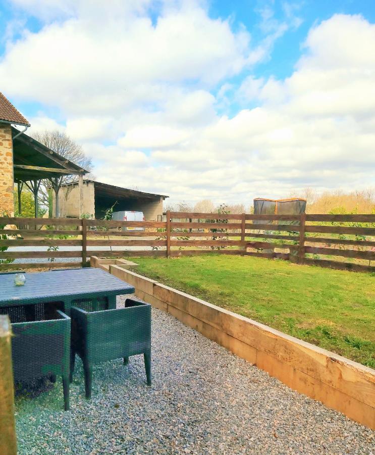 Beautiful 2 Bed Cottage With Swimming Pool Pagéas 外观 照片