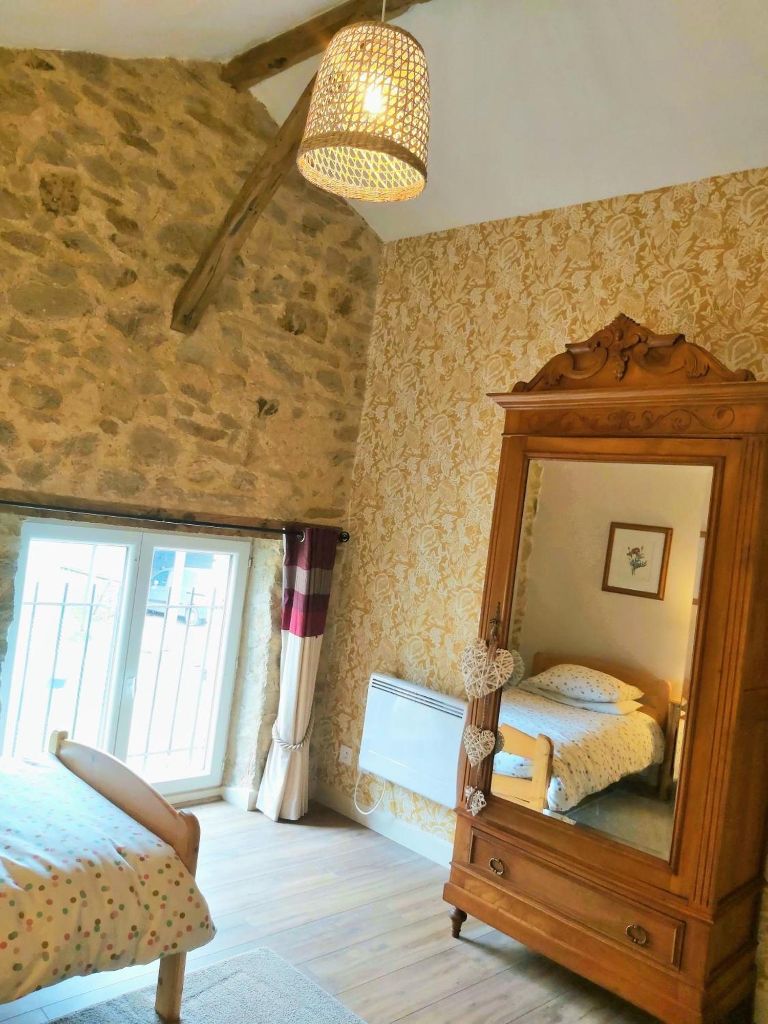 Beautiful 2 Bed Cottage With Swimming Pool Pagéas 外观 照片