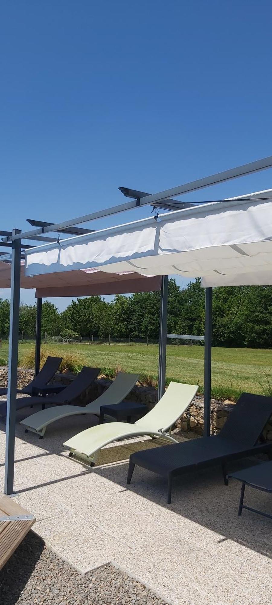 Beautiful 2 Bed Cottage With Swimming Pool Pagéas 外观 照片